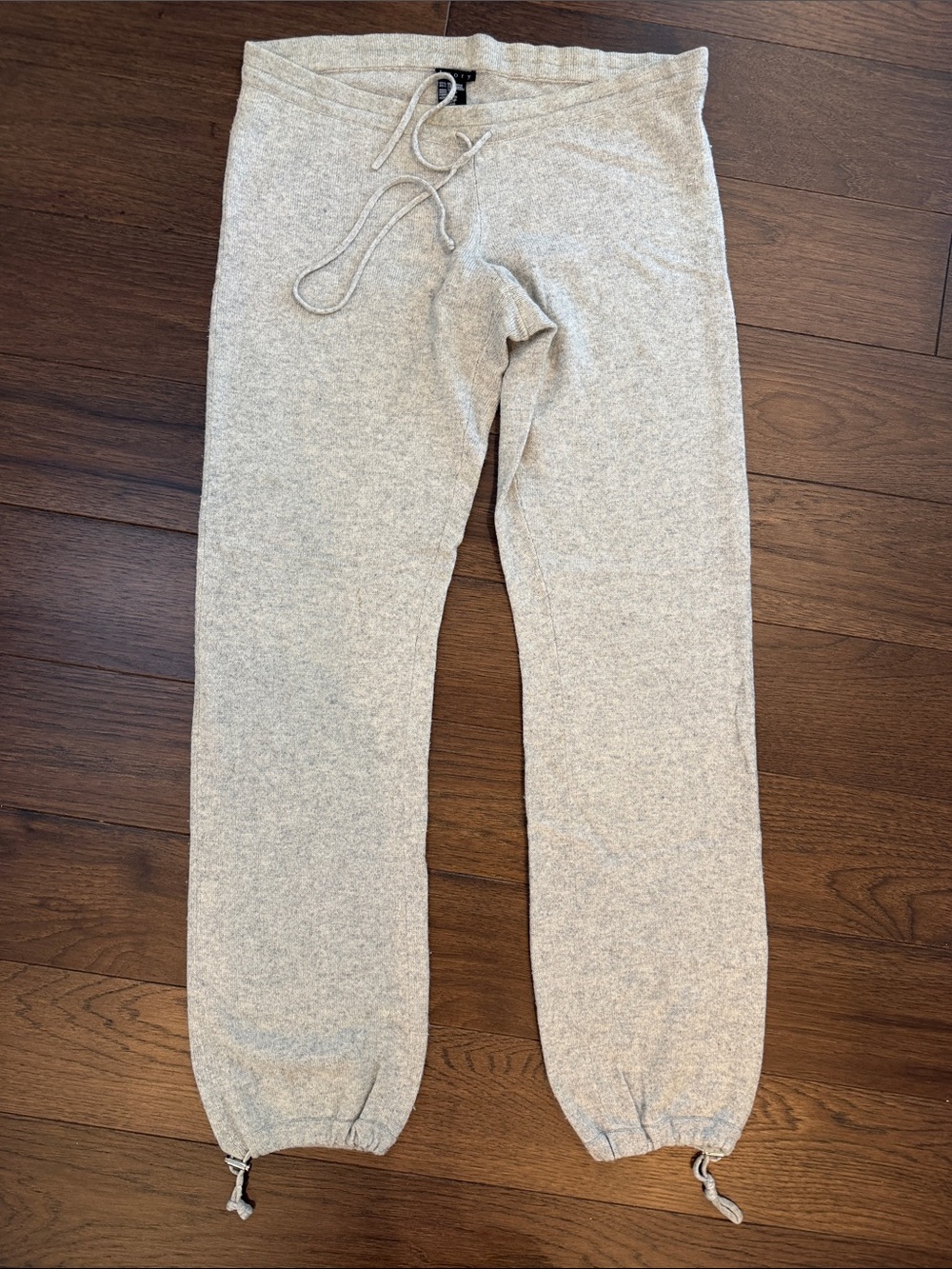 Theory Women’s Silk/Cashmere Blend Gray Drawstring Joggers Size Small - C47-016